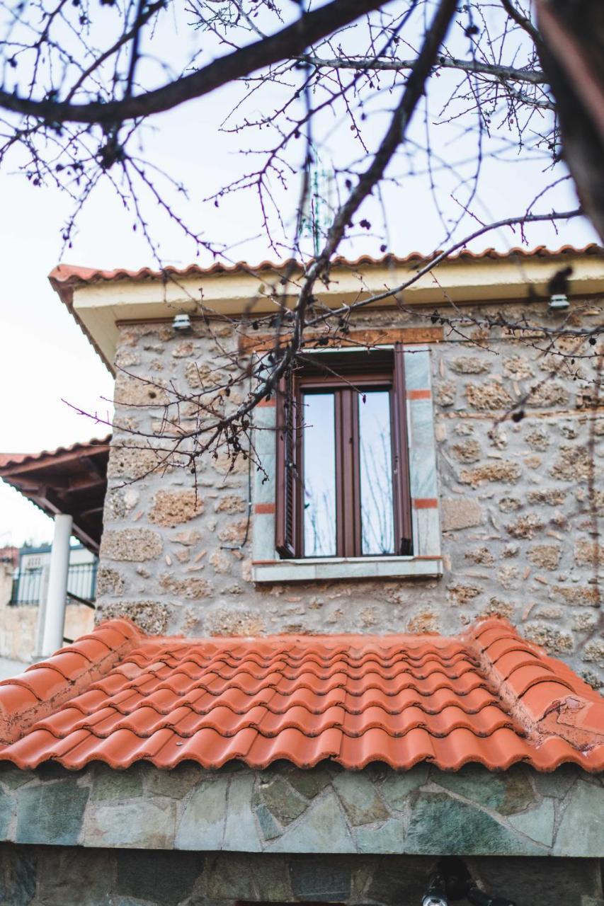 Litheon House *